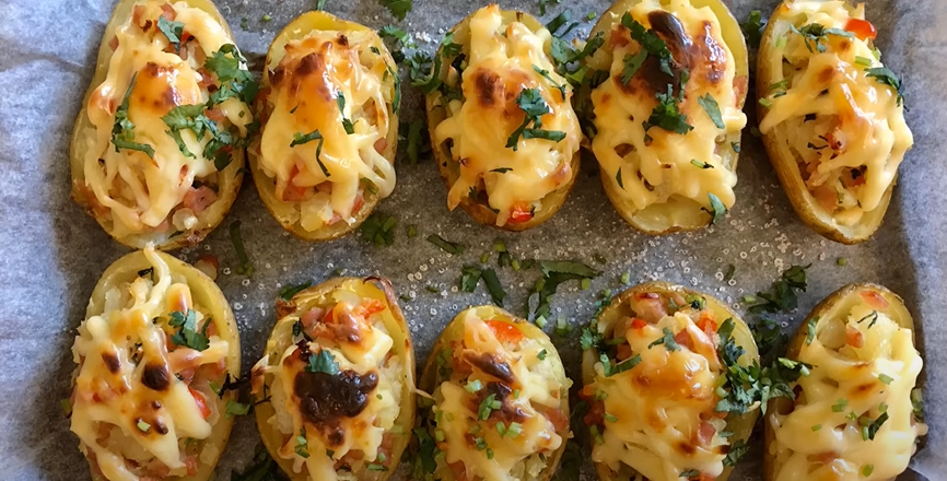 https://recipes.net/wp-content/uploads/portal_files/recipes_net_posts/2021-09/easy-baked-potato-recipe.png