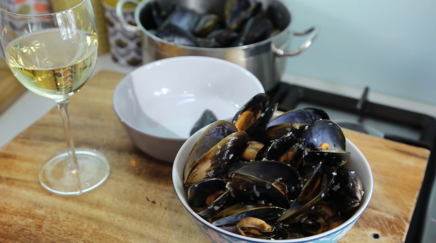 french steamed mussels recipe