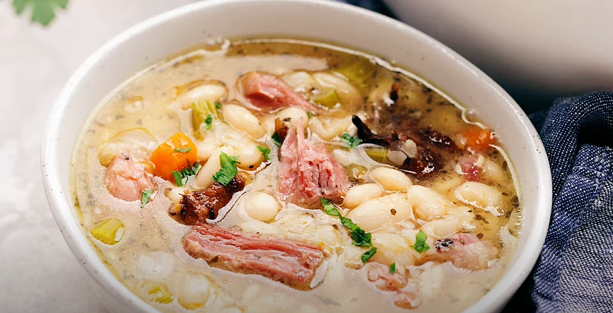 White bean deals soup with ham