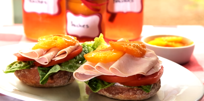 hot mustard-pickled peaches with baked ham recipe