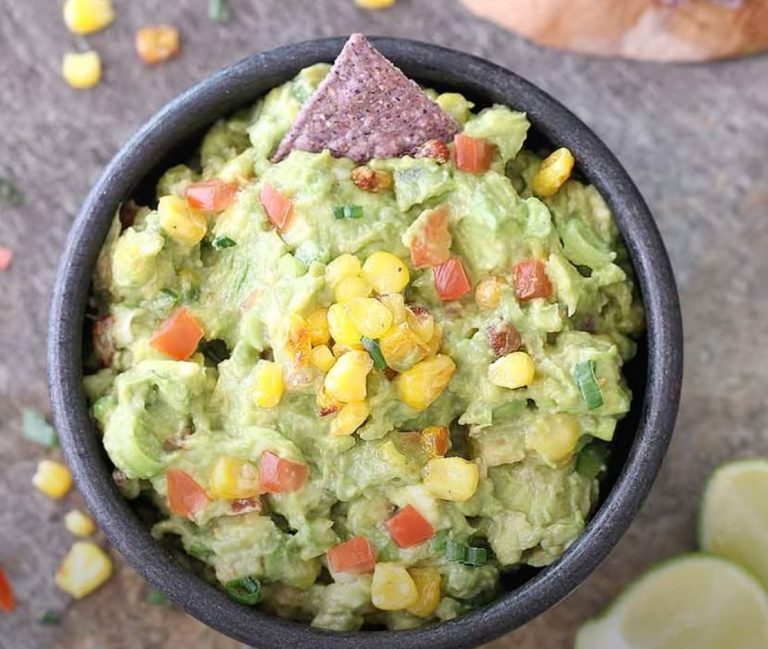 Copycat On the Border's Guacamole Recipe