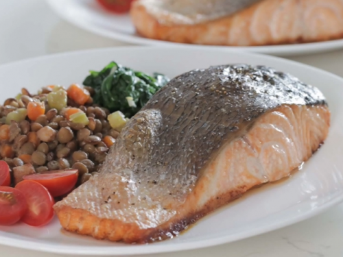 roasted salmon with lentils and bacon recipe