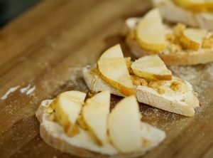 Stilton-Pear Crostini Drizzled with Pumpkin Seed Oil Recipe