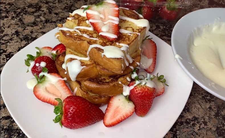 strawberries and cream cinnamon french toast recipe