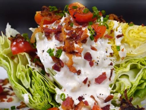 bacon iceberg steakhouse salad recipe