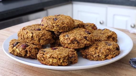 pumpkin spice quinoa breakfast cookies recipe