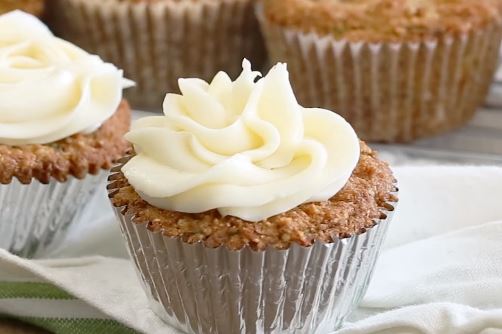 spiced zucchini cupcakes with cream cheese frosting recipe