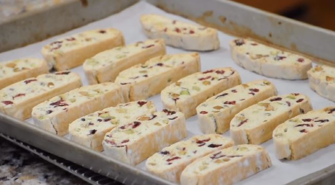 cranberry pistachio biscotti recipe