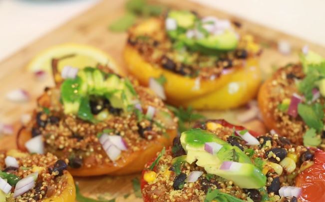 5-ingredient quinoa stuffed peppers recipe