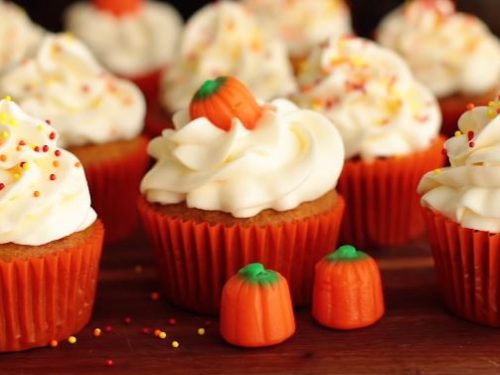 pumpkin pie cupcakes with cream cheese whipping cream recipe