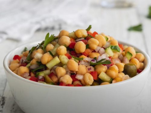 mediterranean-inspired chickpea salad recipe