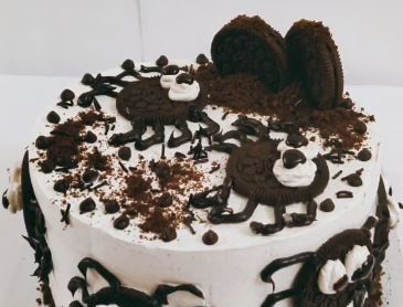 chocolate oreo spider cake recipe