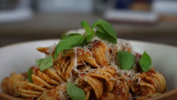 sun-dried-tomato and pesto risotto recipe