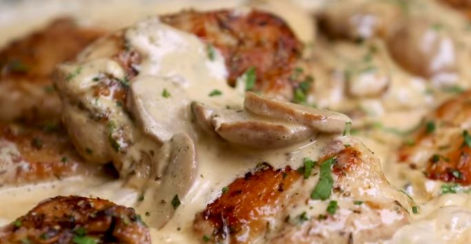 Creamy baked outlet chicken thighs