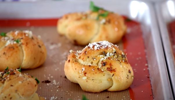 garlic knots recipe