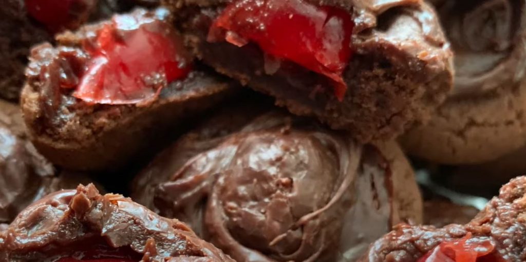 maraschino cherry chocolate fudge recipe