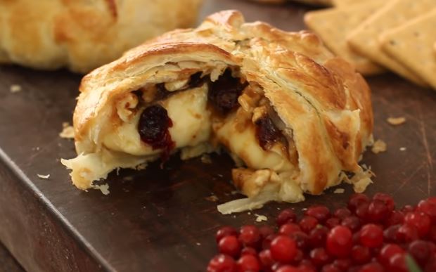 Baked Brie en Croûte with Honey, Dried Cherries, Rosemary & Pecans