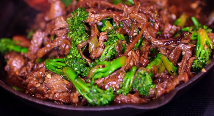 spicy beef and broccoli salad with kimchi recipe