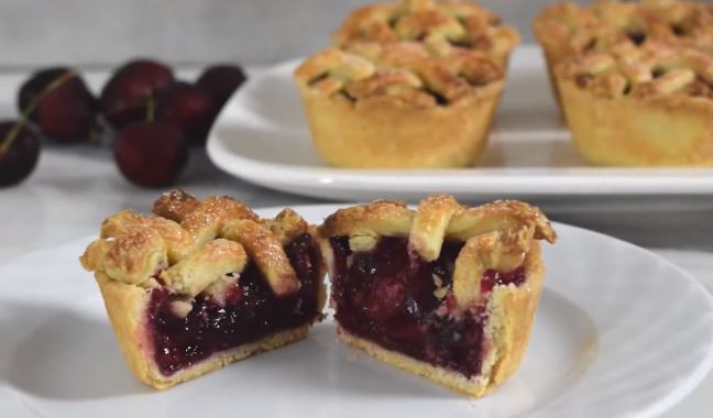 mini cherry pies recipe