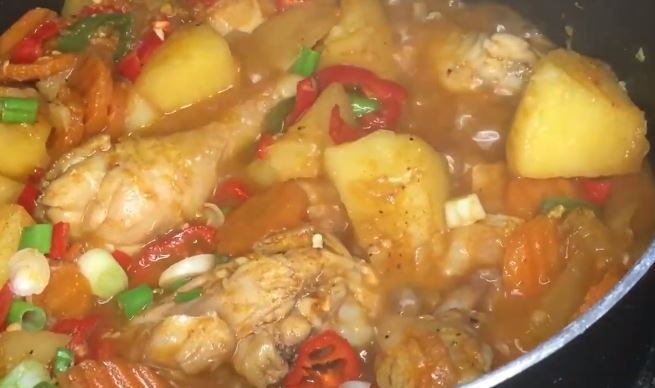 braised chicken with carrots and potatoes recipe