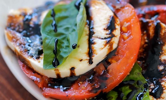 goat cheese salad with balsamic drizzle recipe