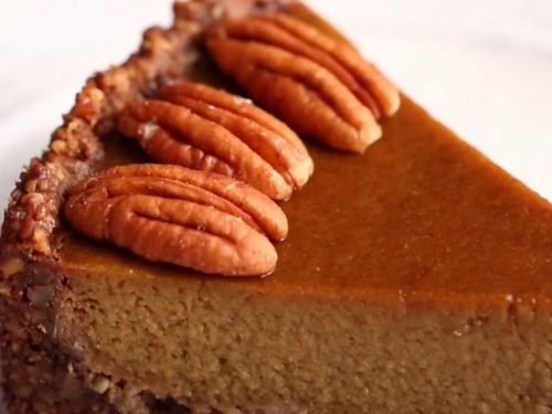 maple-pumpkin pie with walnut crumble recipe
