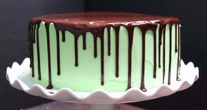 peppermint chocolate cake with peppermint buttercream frosting recipe
