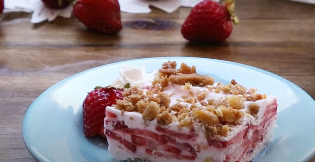 strawberry squares recipe