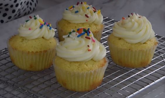 vanilla cupcakes for two recipe