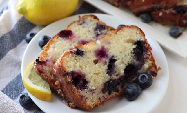 lemon yogurt cake with blueberries recipe
