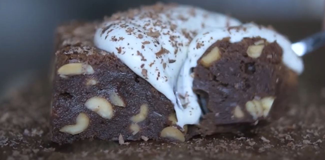 Snickers Brownie Bites Recipe