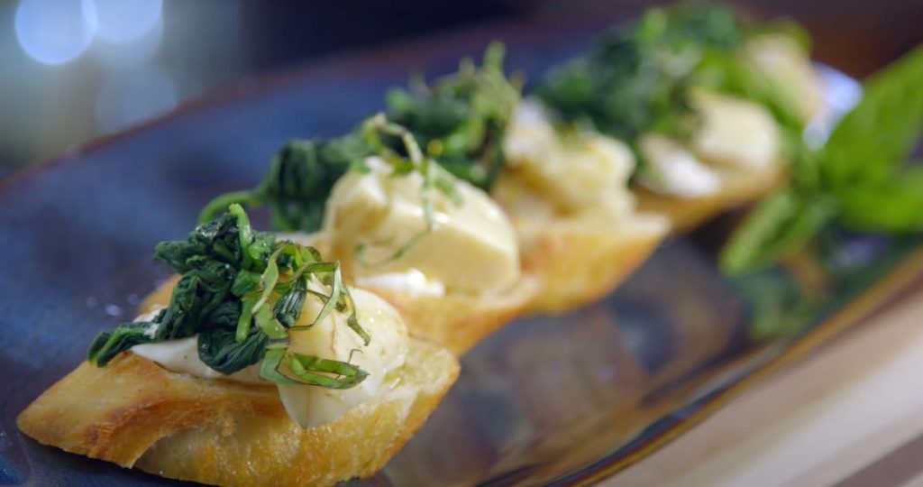 Artichoke-Parmesan Crostini Recipe