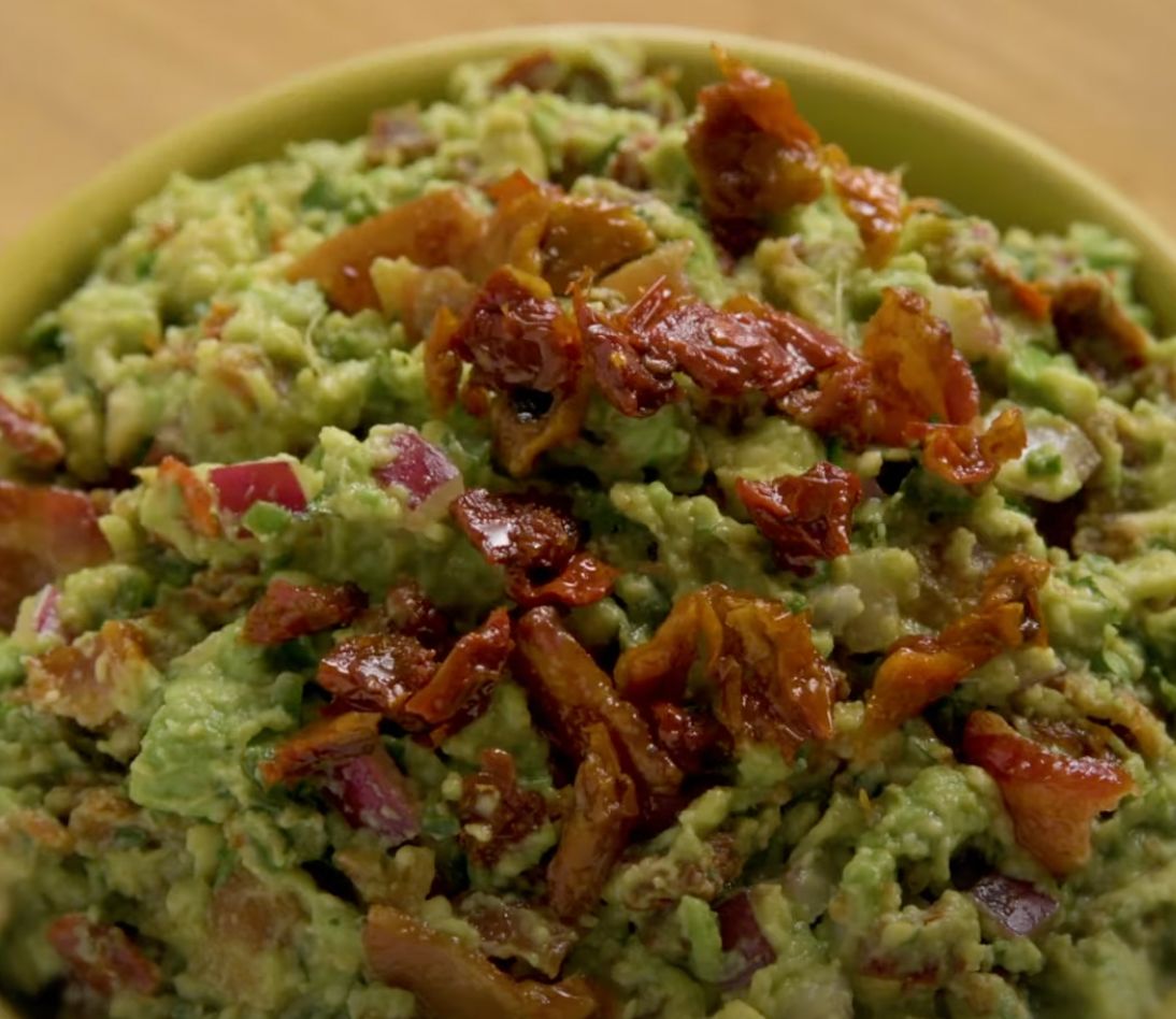 Copycat On the Border's Guacamole Recipe