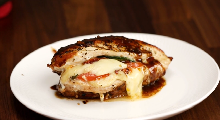 caprese stuffed balsamic chicken recipe