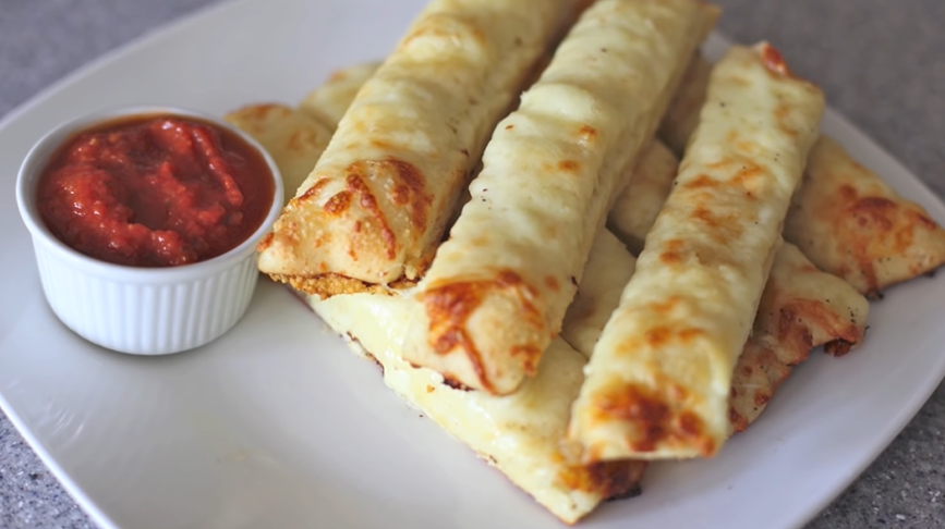 cheesy breadsticks made from pizza dough recipe