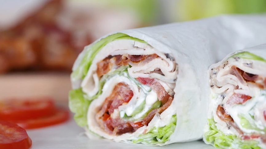 chicken club lettuce wrap sandwich recipe