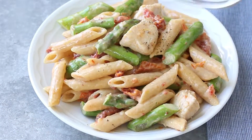 creamy chicken asparagus pasta recipe