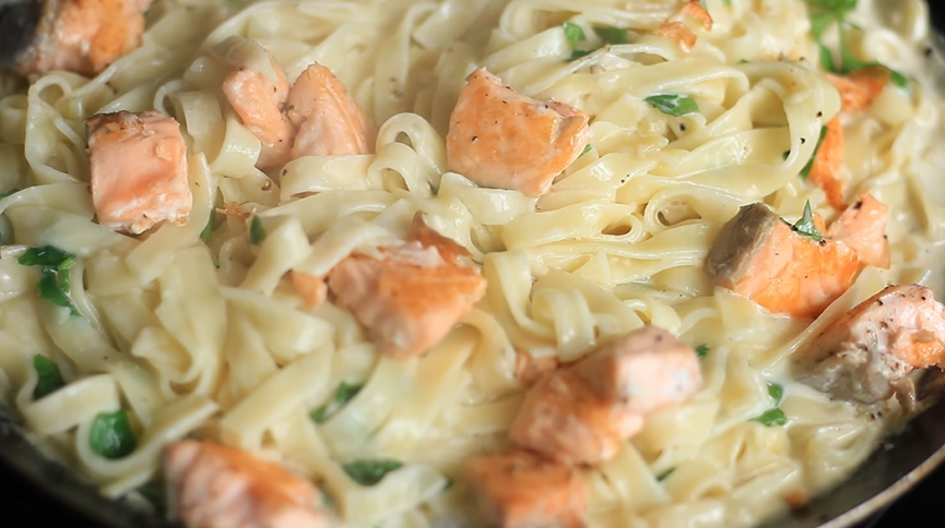 creamy pasta with salmon and peas recipe