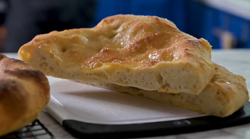 easy low-flour cast iron focaccia bread recipe