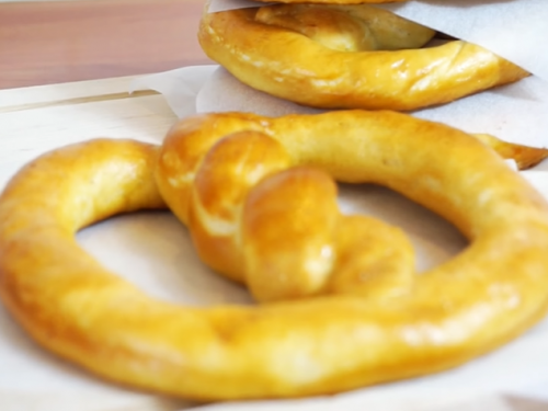 easy soft pretzels recipe