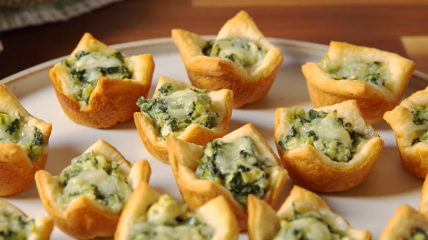 Mini Mushroom & Spinach Quiche Recipe