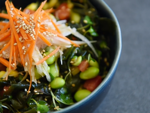 edamame salad with tofu, bean sprouts and seaweed recipe