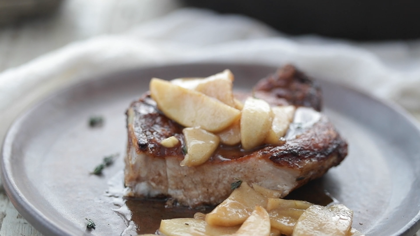 fried pork chops with apples recipe