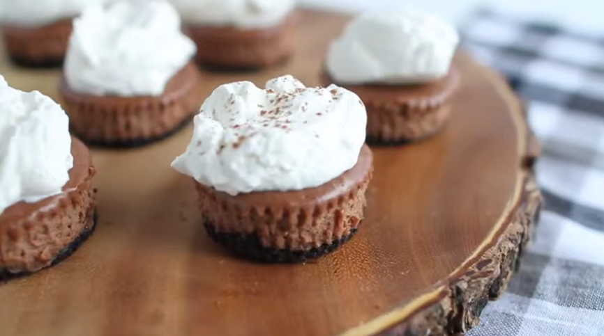 hot cocoa cheesecake minis recipe