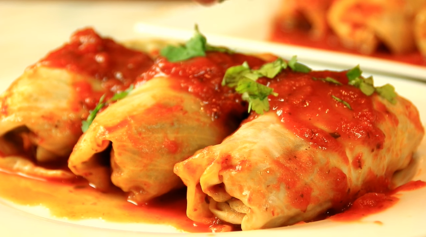pan-fried cabbage rolls in tomato sauce recipe