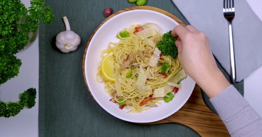 pasta and peas with tuna and sun-dried tomatoes recipe