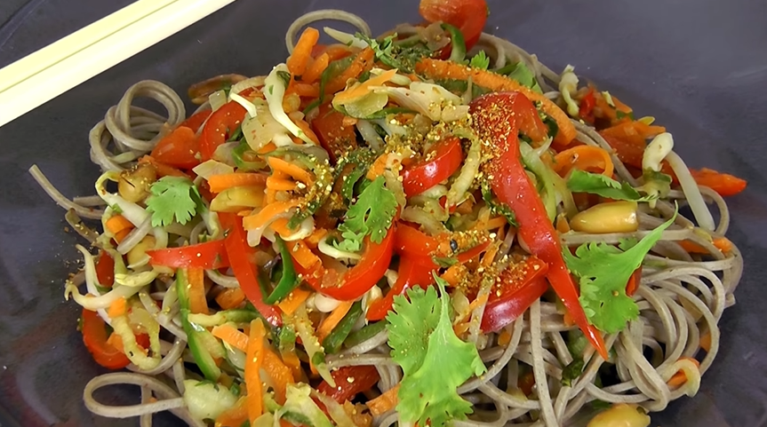 peanut soba noodles with broccoli and red pepper recipe