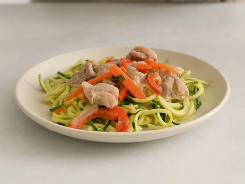 quick green curry chicken with zucchini noodles recipe