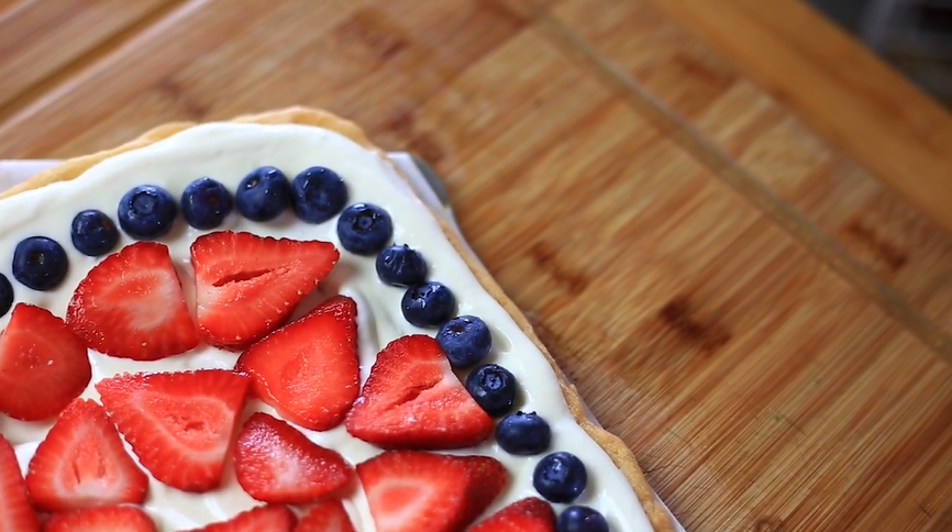 red white + blue fruit pizza recipe