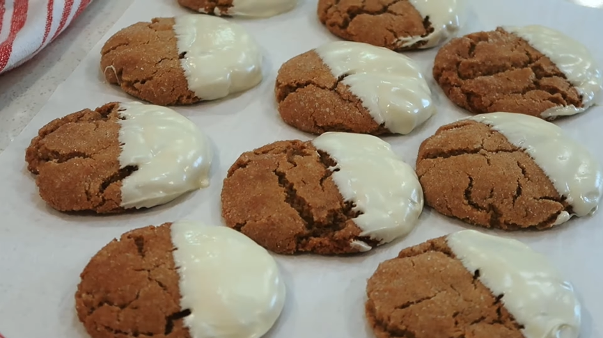 soft chewy gingersnap cookies recipe